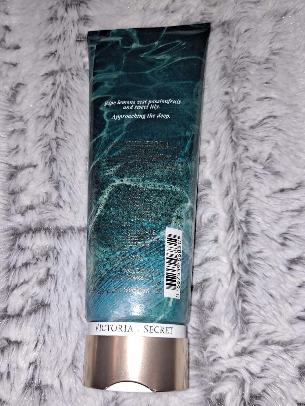 Victoria's Secret Whispering Waves Lotion New
